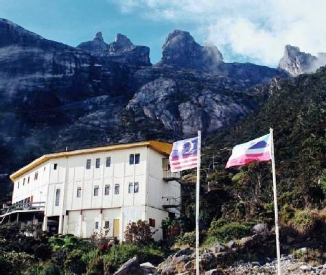 Commence your climb to Laban Rata with packed lunch. The climb will take approximately 5 to 7 hours. Check-in Laban Rata Accommodation and the rest of the afternoon are free at leisure.