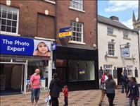 14 Little Westgate, Wakefield, WF1 1JY AVAILABLE PRIME RETAIL UNIT Useful first and second floor storage space