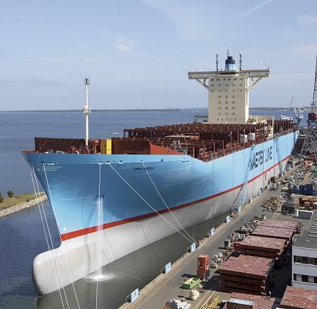 1 pav. Didžiausias šiuo metu konteinerių vežimo laivas Emma Maersk, talpinantis per 13000 TEU.