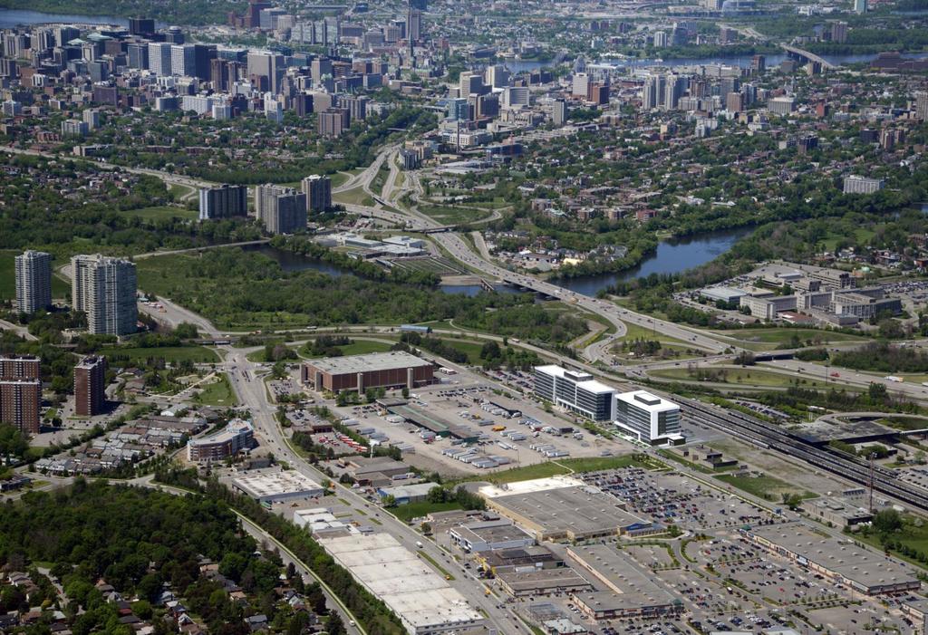 405 TERMINAL AVENUE LOCATION, LOCATION, LOCATION One of Ottawa s Largest Mixed Use Developments Minutes from Downtown City Hall/Ottawa Courthouse Parliament Hill Ottawa Convention Centre/Rideau