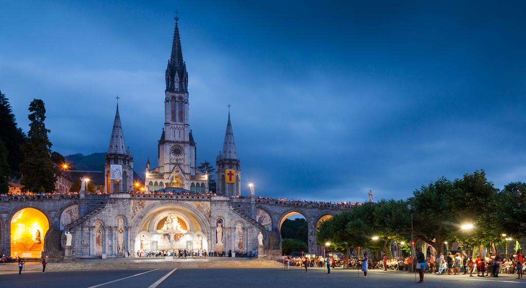 PILGRIMAGE TOURS ISSUE 02/2018 LOURDES 160TH ANNIVERSARY ANNUAL DIOCESAN PILGRIMAGES FULLY ESCORTED
