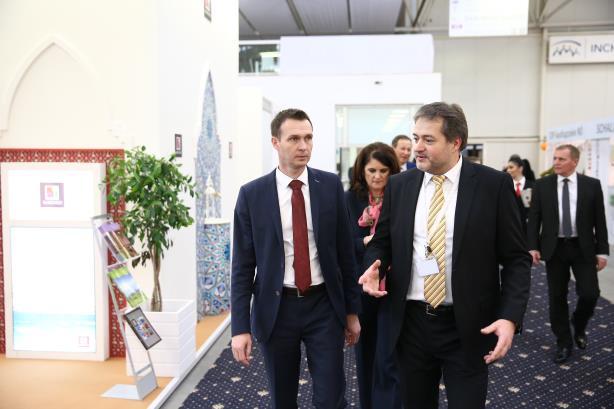 II. OPENING CEREMONY AND OFFICIAL VISITS The opening ceremony took place in the presence of the State Secretary of the Ministry of Transport, Construction and Regional Development SR Peter Durček,