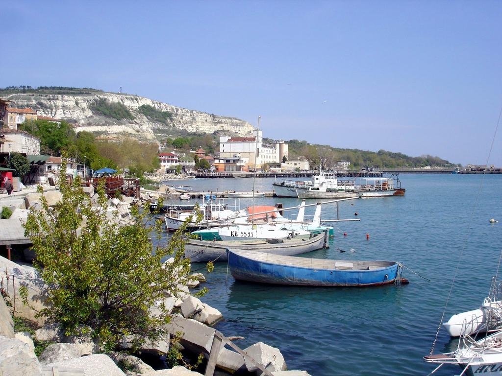 Balchik's history is very dramaticit was of the important sea cities to control by Thracians (during Thracian Empire) later by Romans, conseqnently by Greeks in Byzantine times and since the creation