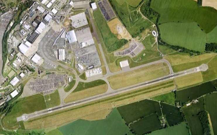 LUTON AIRPORT Figure 20: Aerial view of Luton airport General information Total passengers (2008): 10 180 734