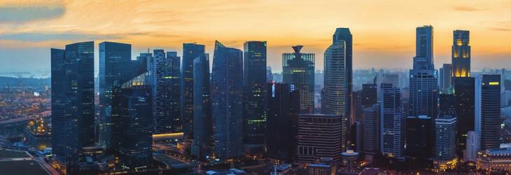 TÓM TẮT BẢN TRUNG TÂM DỮ LIỆU Singapore SINGAPORE TỔNG QUAN NỀN KINH TẾ Singapore nằm ở địa điểm thuận lợi do ở vị trí trung tâm kết nối khu vực Châu Á và cơ sở trung tâm dữ liệu Đông Nam Á, là cơ sở
