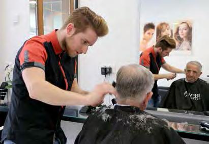 Nadaljevanje frizerske tradicije Svečano odprtje novega frizerskega lokala Anže hair studio v Mengšu ob Slovenski cesti je bilo 21. februarja.