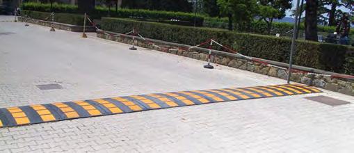 PARKING SAFETY SUPPLIES Speed Humps made of durable rubber SPEED HUMP 30mm HEIGHT * fixing screws are not included * fixing screws are not included This 30mm high speed hump is made of durable rubber.
