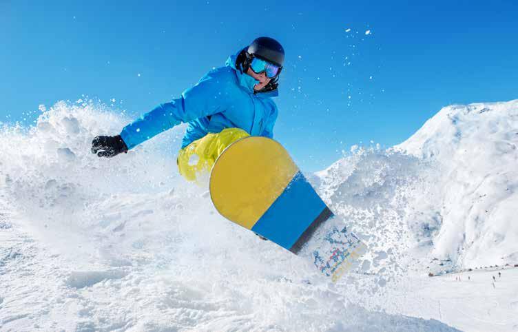 Workforce profile In 2017, there were almost 3,000 people employed in the snowsport industry.