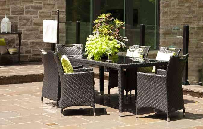 26 SIENNA COLLECTION The Sienna patio collection blends contemporary sophistication and modern comfort in a seamless