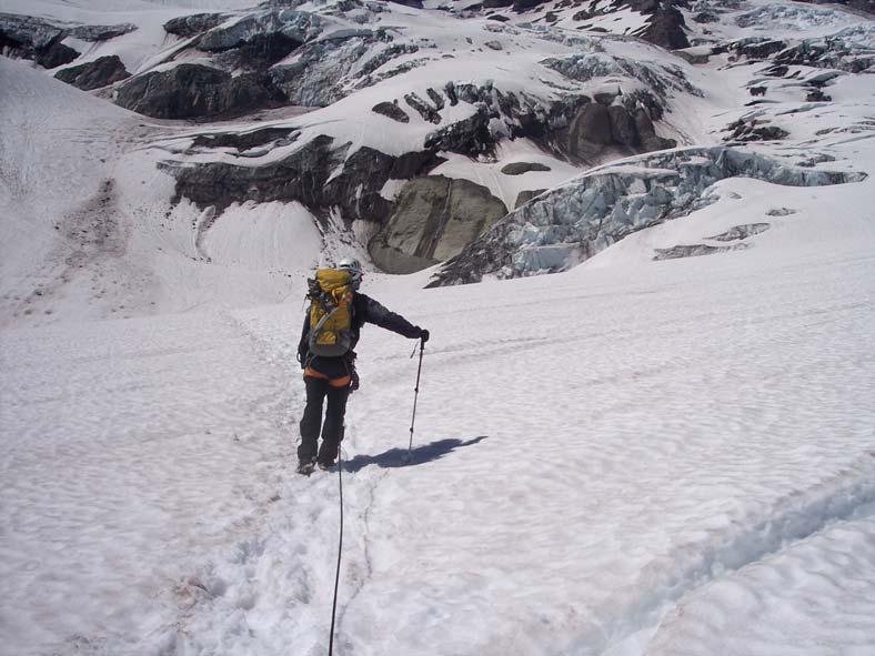 Mick leading the way as we crossed the Nisqually Glacier below the icefall, nearing 8000 ft.