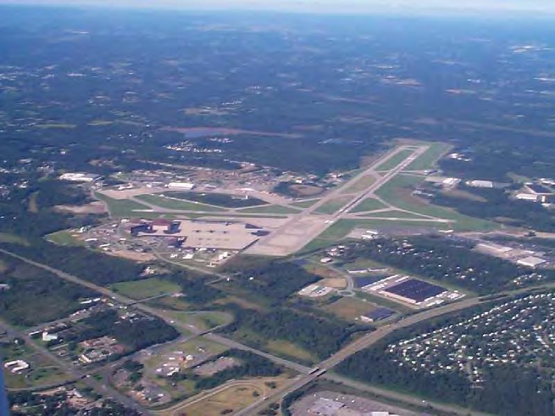 Stewart International Airport Only privately owned and operated airport in America (National Express s 99-year lease with NY DOT.