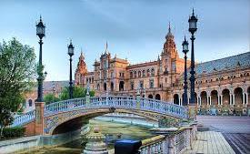 2. Panoramic Seville Price: 20,00 /person (VAT included) Duration: 3 hours Operating Days: Monday, Tuesday Tour in the morning Tour in the evening