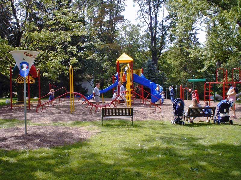 SERBIA: Project title and location: Children s playground and hiking tracks infrastructure around Junakovic Spa /equipment and infrastructure/ Junaković Spa; municipality of Apatin, Vojvodina county,