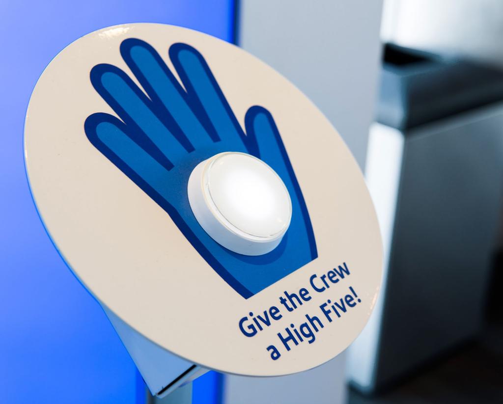 Employee High Five Great customer service experience? A quick high-five lets customers show how much they care. (Because a little LUV can go a long way.