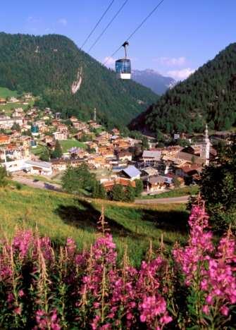 Haute-Savoie Between Lake and Mountain Imagine an international alpine resort, at the heart of the Alps, in