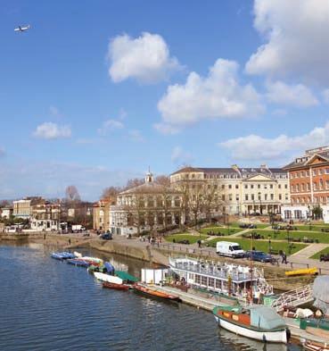 Situated on the banks of the River Thames, Richmond provides