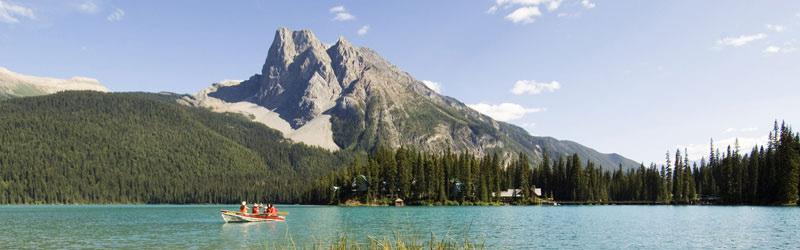 CANADIAN ROCKIES 2014 Luxury 6 DAYS / 5 NIGHTS I am delighted to welcome you to the Canadian Rockies, my home for the past 23 years.