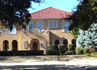 67 316 Prairie Avenue This Spanish Renaissance Revival house with traditional clay tiles on its roof was built between 1925 and 1930, on the site of a pre-1910 home, when this style reached its peak