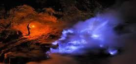 It is the largest blue flame area in the world and one of the purest sulfur mines.