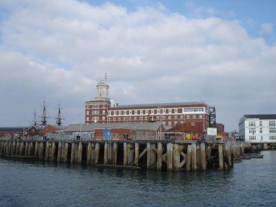 Address: Boathouse No 7, Historic Dockyard, Portsmouth, PO1 3LJ, United Image Courtesy of Flickr and w a a H) Semaphore Tower The Semaphore Tower was unfortunately seriously damaged by a fire at the