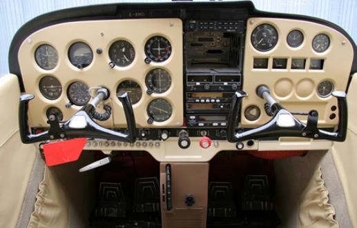 4. Preparation 4.1 Equipment and tools required You will need the TN72 install kit and standard avionics workshop tooling.
