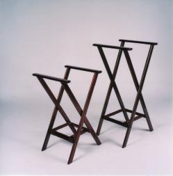 5 1178BSO units: 5 depth: 17 1170BSO-1 1 unit 1178BSO-1 1 unit Economy Wood Tray Stand Rivet-hinge construction supports heavy loads Durable hardwood frame Folds for easy storage Rounded edges reduce