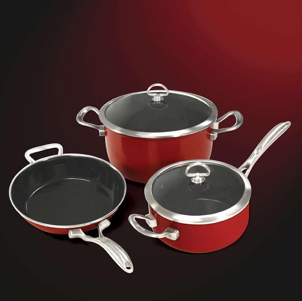 Copper Fusion Cookware Innovative. Dynamic. Different. Experience professional-grade performance with Chantal s high-end Copper Fusion cookware.