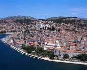 Sibenik is today a tourist centre situated in the area where the best-indented archipelago in Europe (Islands of Kornati) and karst hydrographical phenomena (Skradinski Buk, Visovac, Roski Waterfall)