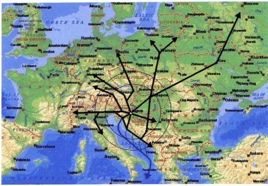Karta 2.3: Glavni prometni pravci za Hrvatsku Riječ je o nekoliko transverzalnih koridora smjera sjever jug, i to: 1.