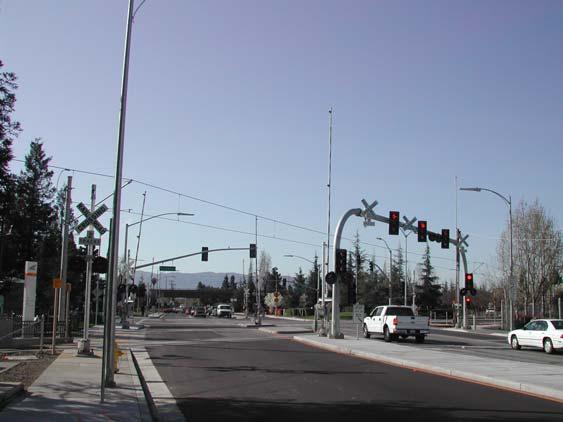 Flashers and Traffic Signals were mounted on the same traffic bridge.