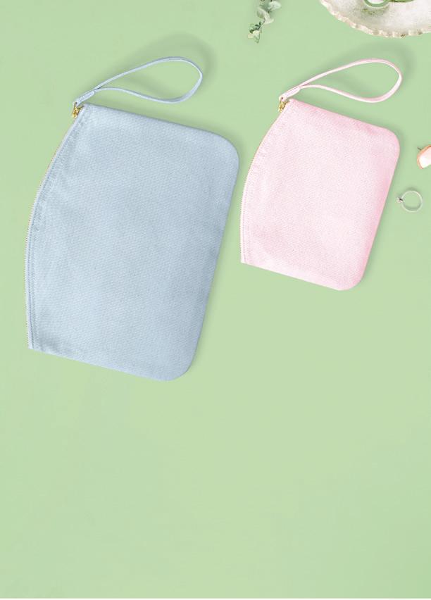 For looking good Small Dimensions: 19 x 17 cm Capacity: 1 litre ORGANIC 100 content standard W825 NEW EarthAware Organic Spring Purse 100% Brushed Cotton Canvas - 407gsm (12oz/yd2)