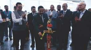 Girish Shankar, Secretary, DHI, Ministry of Heavy Industries inaugurating the lamp