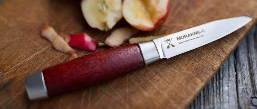 Morakniv Kitchen Ferrules and Dalarna s coat of arms The ferrules are made of precision cast stainless steel which gives the knife a rustic look and creates a comfortable weight and balance.