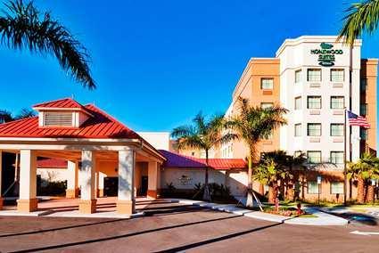 , West Palm Beach, FL 33406 Hawthorn Suites West Palm Beach Rate: $92/night + tax Distance to fields: Roger Dean 13.5 miles/santaluces 13.