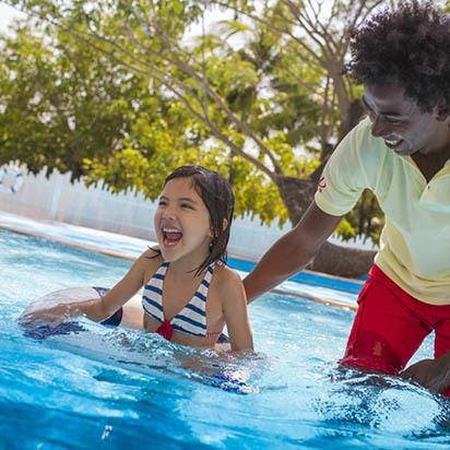 CHILDREN'S SWIMMING POOL Outdoor pool Depth (min./max.