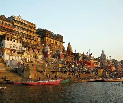 DISCOVER MORE WITH HERITAGE RIVER JOURNEYS PRE & POST CRUISE EXTENSION PROGRAMS Delhi & Varanasi Price: On Request Begin you