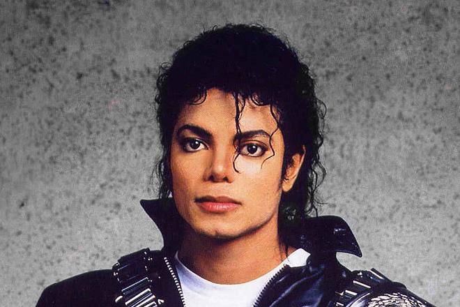 ZNANI PEVCI VSEH ČASOV Pop glasba Michael Joseph Jackson Datum rojstva: 29. 8. 1958, datum smrti: 25. 6. 2009. Ameriški pevec.