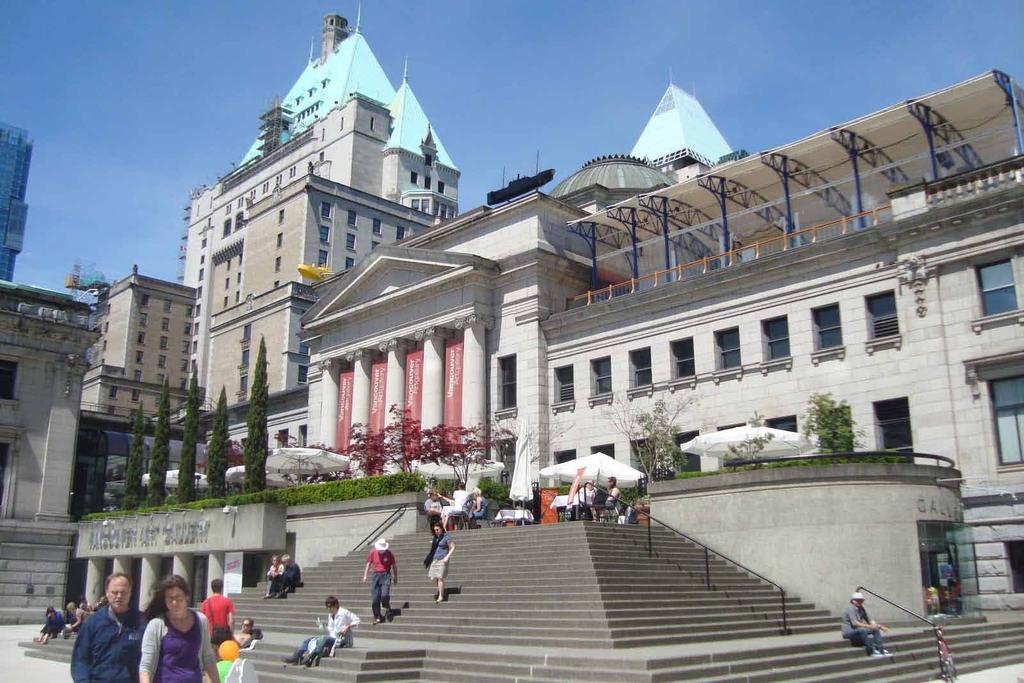 ROBSON SQUARE Comprises three city blocks at about 1.3m square feet and at 42.37m in height, Robson Square is considered to be a rarely large square which is bigger than many old squares in Europe.