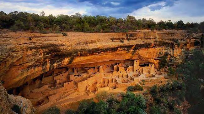 Climbing ladders, navigating narrow tunnels, and ascending some steps of altitude, our two most popular visits include the Cliff Palace (largest cliff dwelling in Mesa Verde) and the Balcony House