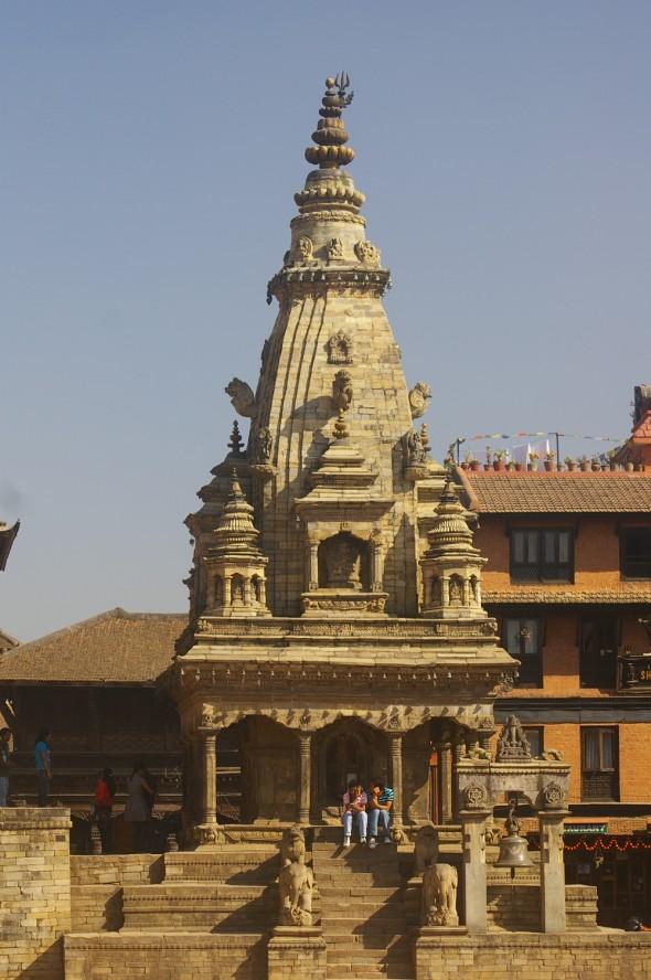 Arriving in Kathmandu, Nepal's capital, can be quite a culture shock as it will be very busy and chaotic, which may seem confusing and daunting to the first time traveller to such countries.