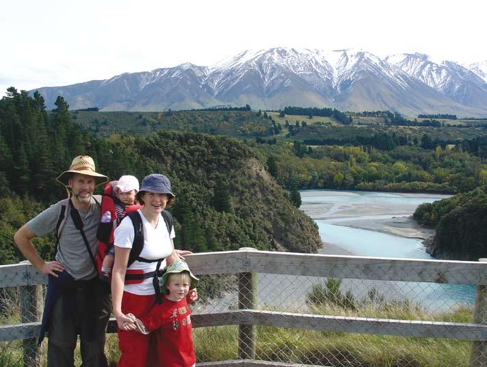 Rakaia Gorge Walkway Distance: 10.4 km return, 3 4 hours return This walkway offers several features of geological and historic interest as it traverses the edge of the Rakaia Gorge.