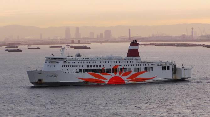 This vessel was originally the Japanese ferry Sun Flower Kogane owned by Kansai Kisen Kaisha (Mitsui OSK Lines group).