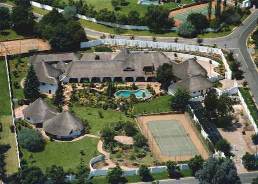 QUICK FACTS TLADI LODGE HOTEL - 5 Thatched Guest Lodge - Set in 2-acres of beautiful garden with pool and tennis court 10 rooms (incl.