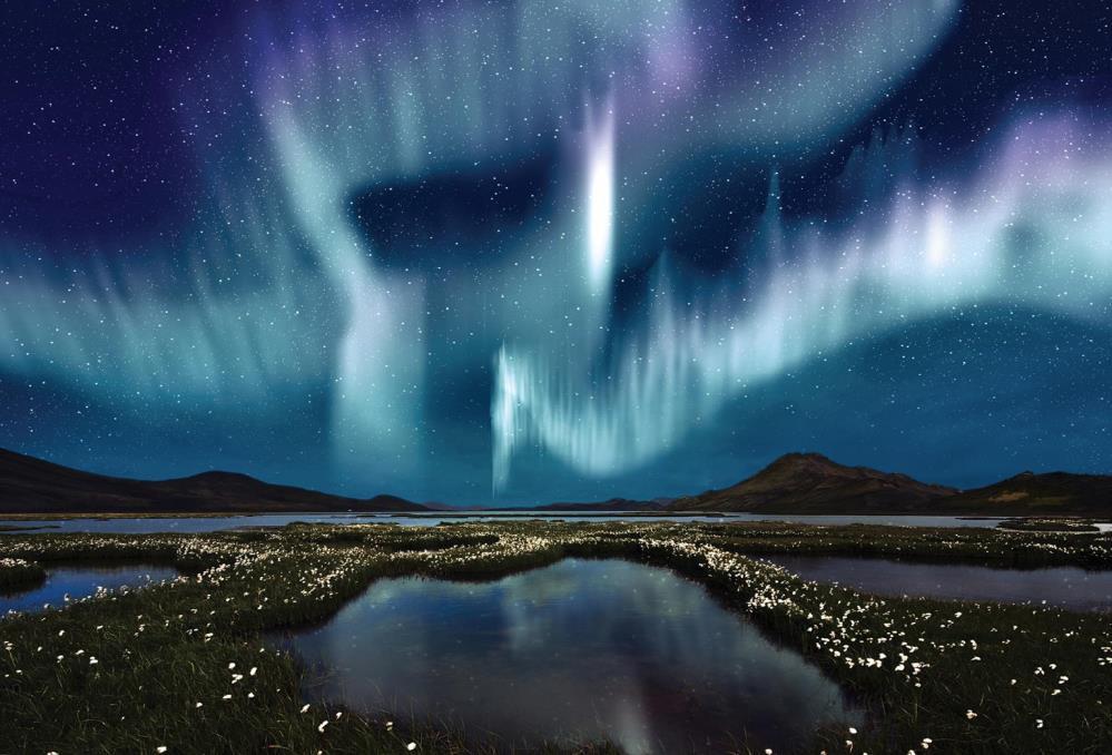 presents Iceland's Magical Northern Lights November