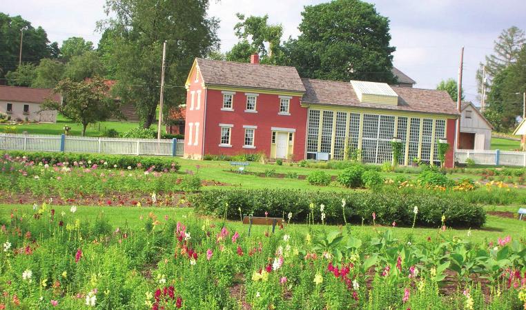Zoar Historic District practice of farming while demonstrating the benefit of privately maintained open green space for residents and visitors to enjoy.