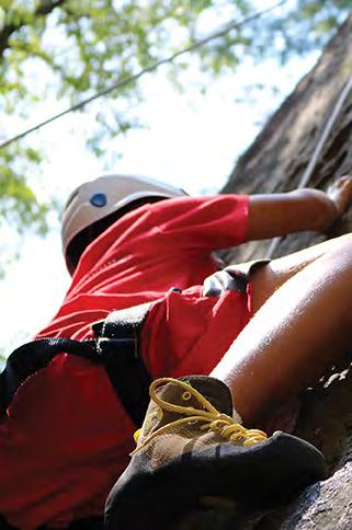 EXTREME TEEN ADVENTURES ages 12-14 Extreme Teen Adventure Camps are the perfect introduction to the world of high adventure outdoor recreation in America s great Northwoods.