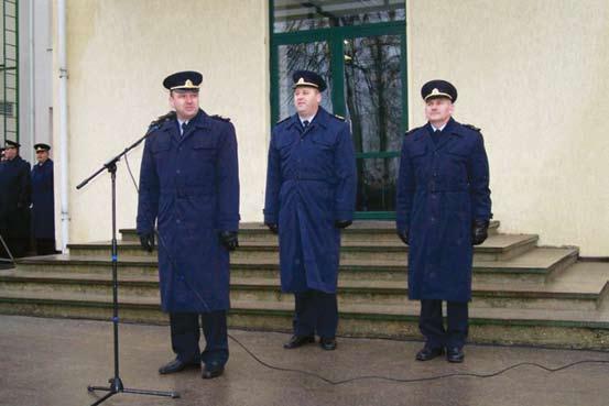 Nors 1998 1999 metais KAM vadovai planavo zenitinį dalinį įkurdinti Panevėžio rajone, Pajuostyje, o KOP vadas, remdamasis užsienio ekspertų rekomendacijomis Kazlų Rūdos aerodrome, batalionas
