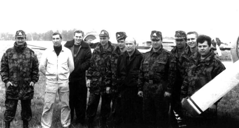 apskaitoje išliko ir abu 1996 m. turto panaudos sutartimi Kauno parašiutininkų klubui perduoti šio tipo lėktuvai). Vykdant 2009 m. rugsėjo 16 d.