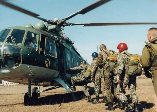 Neapsieita ir be grėsmingų nuotykių. Aviacinio incidento tyrimo 1997 m. rugpjūčio 28 dienos akte rašoma, kad liepos 24 d. (apie 22 val. 7 min.) Zoknių aerodrome sraigtasparnį Mi-8T Nr.