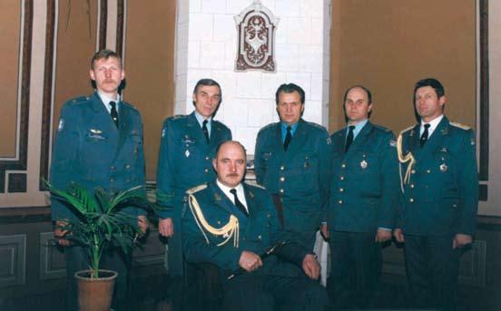 1993 m. gegužės 28 d. KAM įsakymu Nr. 476 Karinių oro pajėgų vadas paskirtas Kauno apskrities įgulos viršininku. 1993 m. birželio 10 d. krašto apsaugos ministro įsakymu Nr.